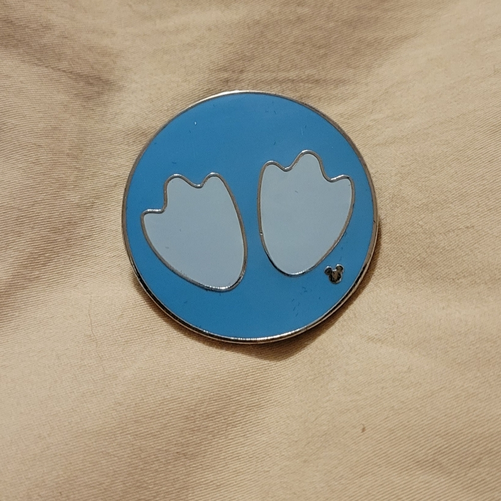 ✴️ 4/$25 Disney Pin 58424 Hidden Mickey 2007 Series 2 - Donald's Feet